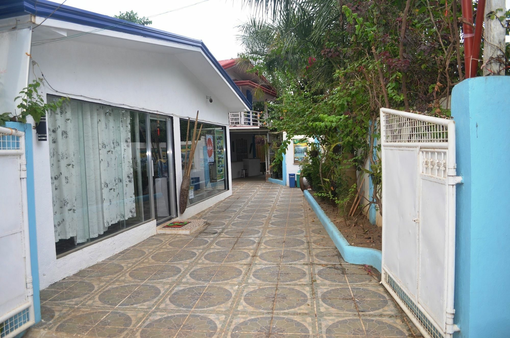 El Taraw Bed & Breakfast Пуэрто-Принцеса Экстерьер фото